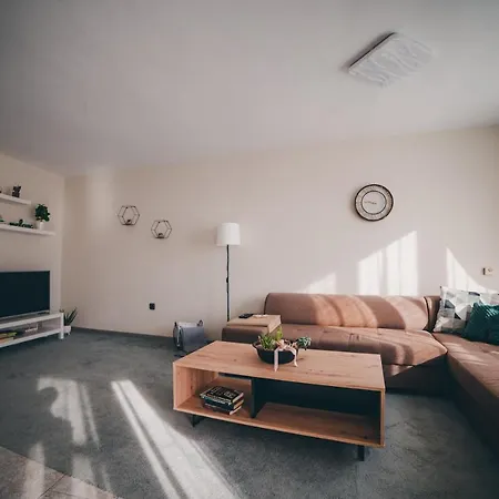 Unbeatable Location: New & Comfy Appartement *