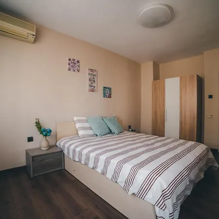 Unbeatable Location: New&comfy